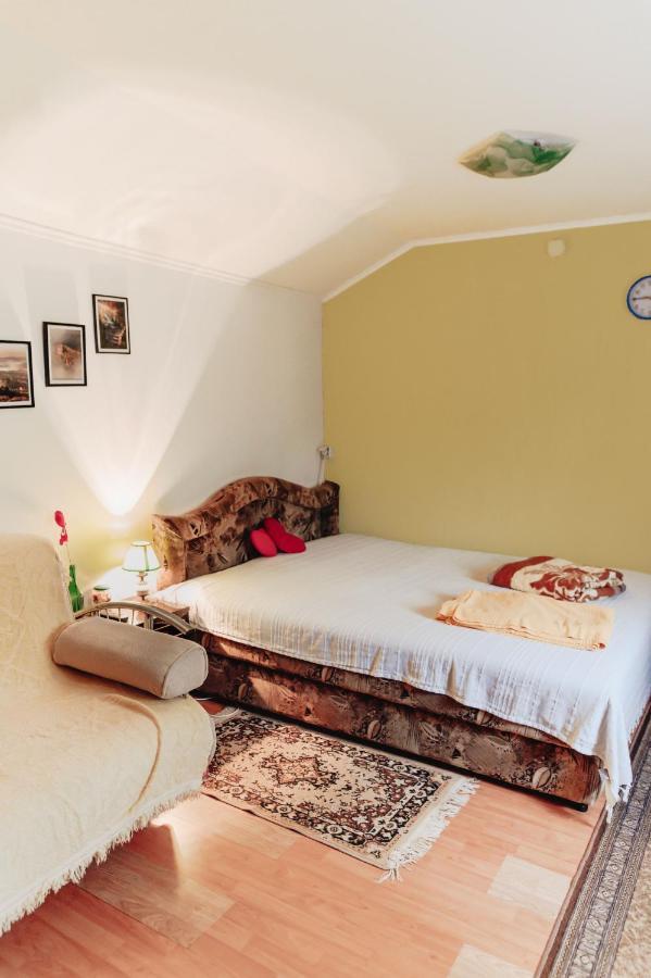 Holiday Home Nanin Konak 2 Vrdnik Esterno foto